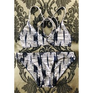 Scoop Neck Strappy Bikini